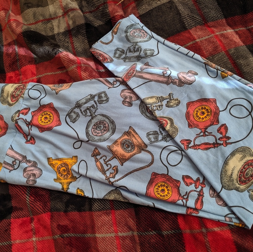 LuLaRoe Tall and Curvy leggings